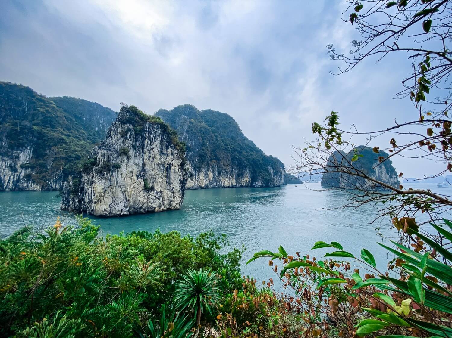 VIETNAM VIETNAM