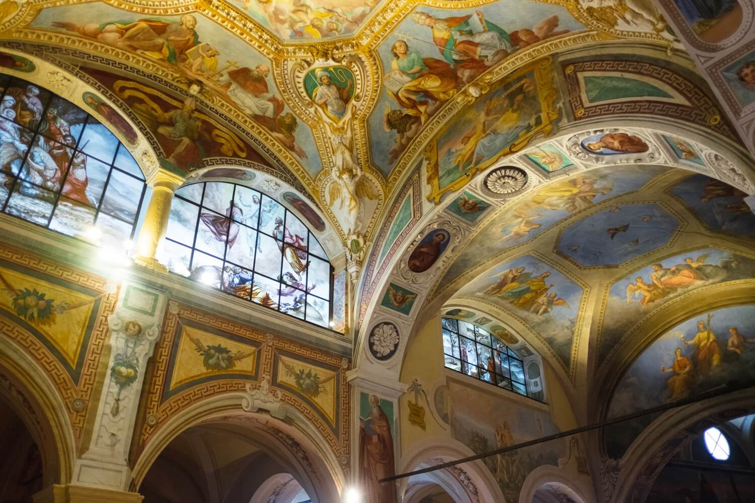 santa caterina del sasso varese