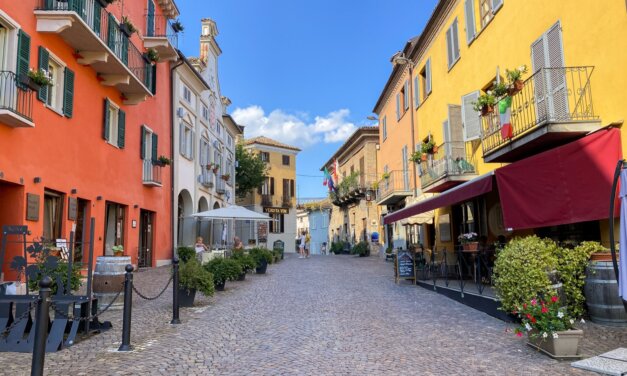Borghi più belli d’Italia // Neive (Cuneo)