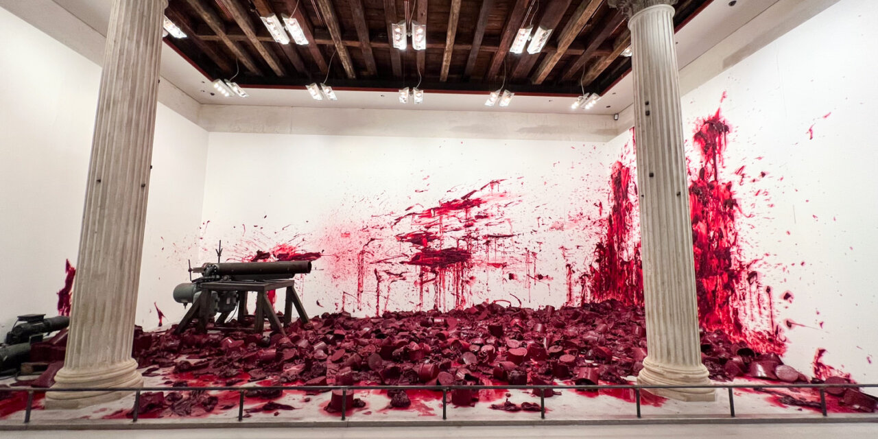 ARTISTI // ANISH KAPOOR