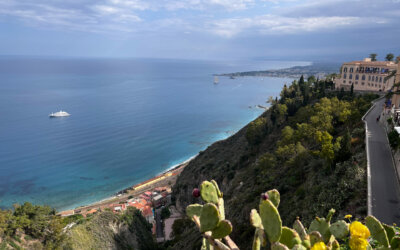 SICILIA // Taormina , la perla del Mediterraneo