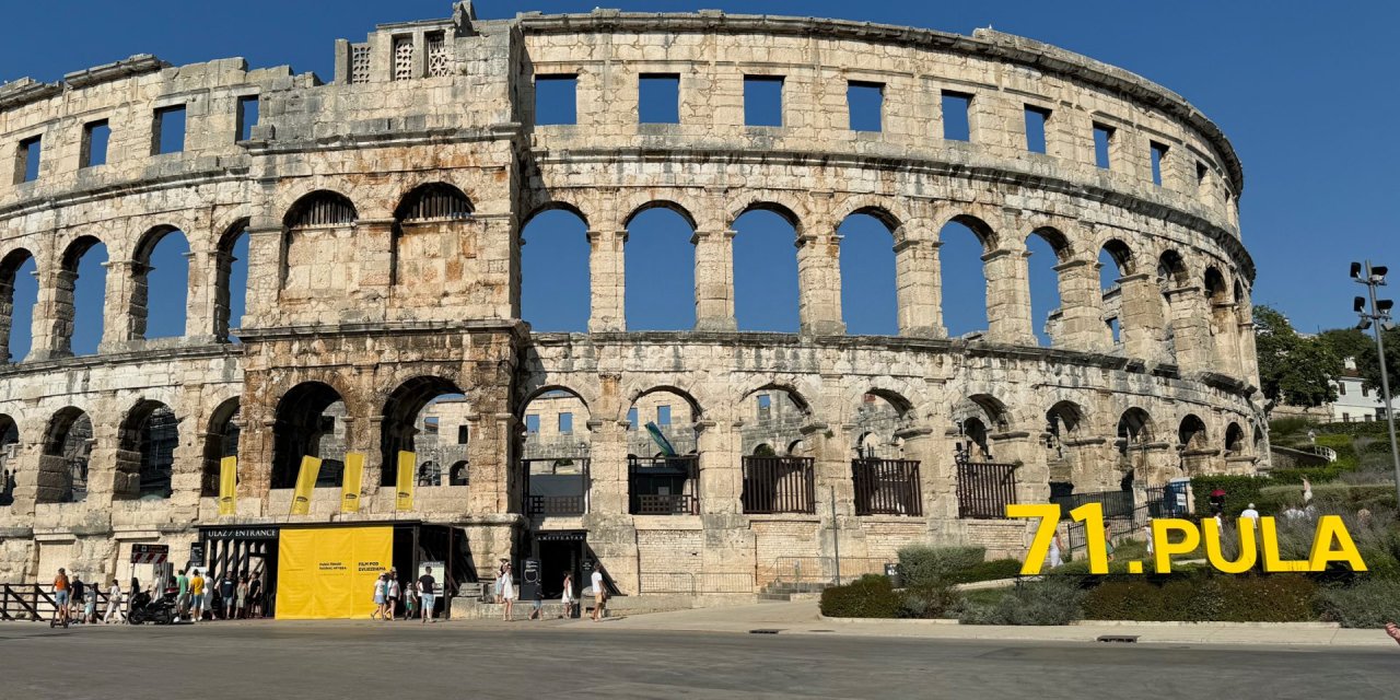 Croazia // Pula